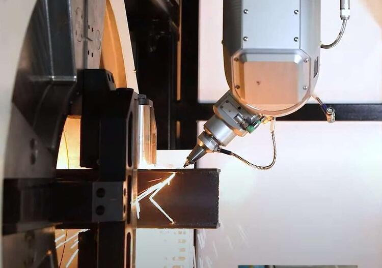 Лазерная резка труб