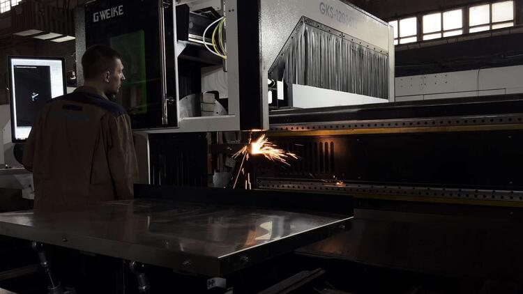 Лазерная резка труб